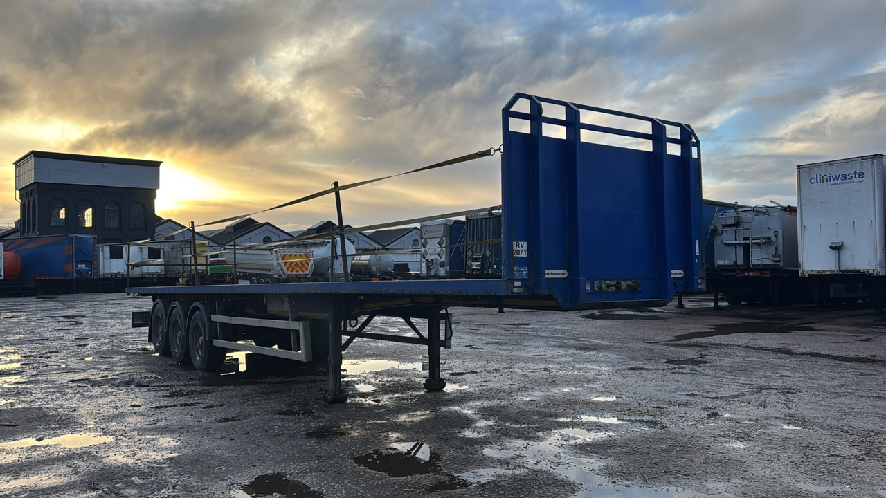 MONTRACON FLAT - Trailer: picture 1 MONTRACON FLAT - Trailer: picture 1