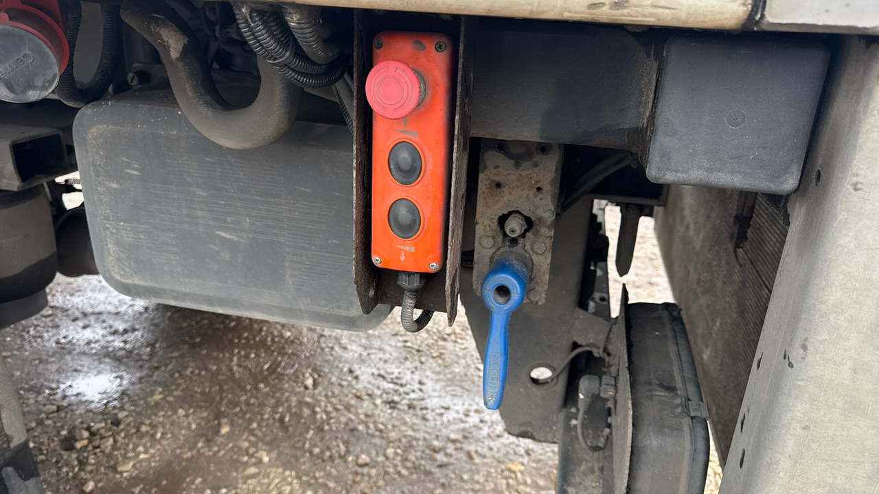 Trailer MONTRACON FRIDGE BOX: picture 18 Trailer MONTRACON FRIDGE BOX: picture 18