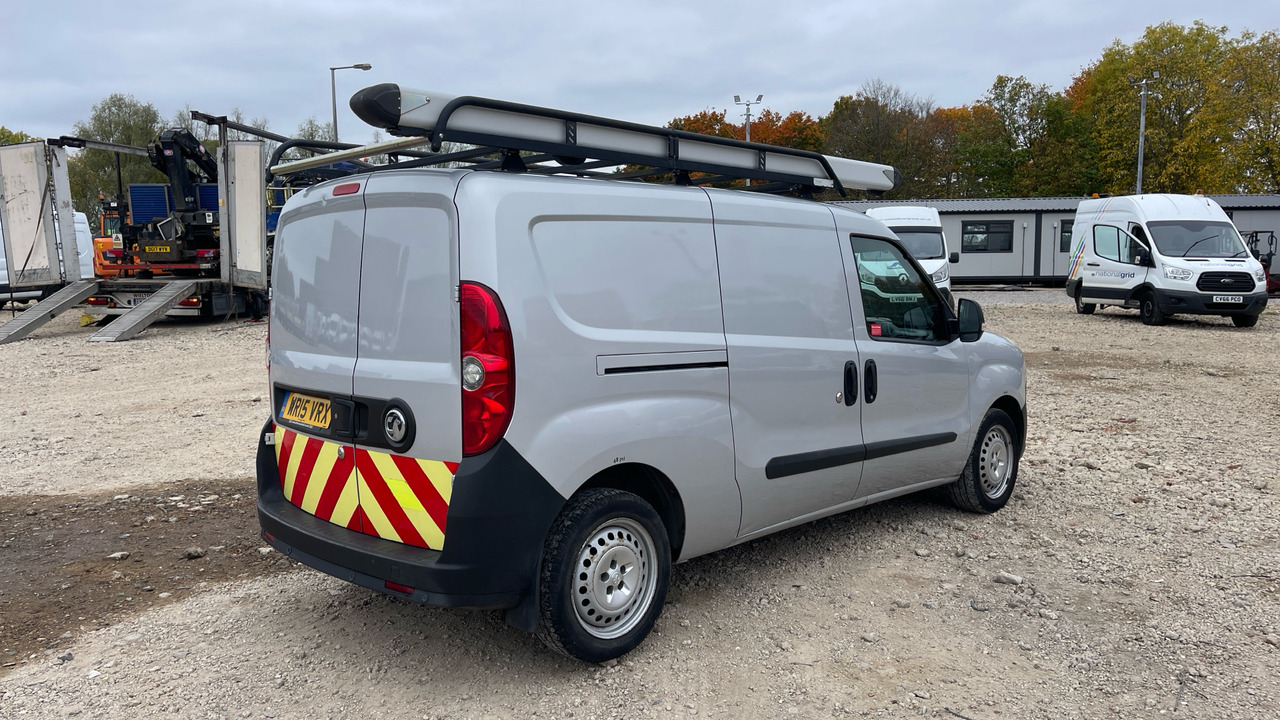 VAUXHALL COMBO 2300 1.3 CDTI - Small van: picture 4 VAUXHALL COMBO 2300 1.3 CDTI - Small van: picture 4