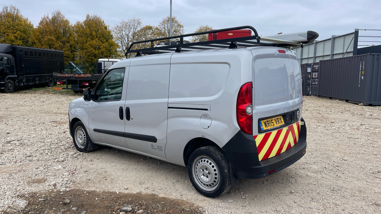 VAUXHALL COMBO 2300 1.3 CDTI - Small van: picture 3 VAUXHALL COMBO 2300 1.3 CDTI - Small van: picture 3