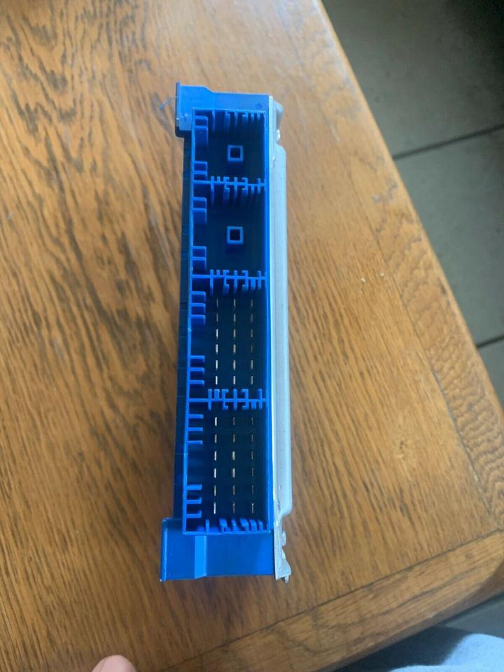 Atego Knorr-Bremse ABS Elektronik Steuergerät A 000 446 52 14 - ECU for Truck: picture 2 Atego Knorr-Bremse ABS Elektronik Steuergerät A 000 446 52 14 - ECU for Truck: picture 2