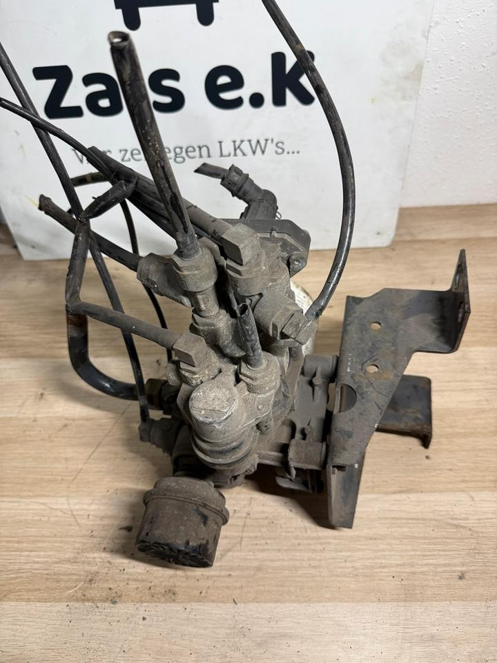 DAF KNORR-BREMSE Lufttrockner II37464N50 AE4528 - Brake accessory for Truck: picture 5 DAF KNORR-BREMSE Lufttrockner II37464N50 AE4528 - Brake accessory for Truck: picture 5