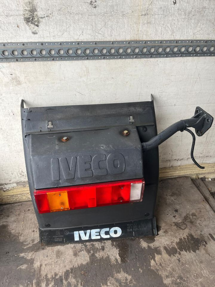 IVECO Stralis 450 Kotflügel vorne links 41299389 / 41299388 - Fender for Truck: picture 1 IVECO Stralis 450 Kotflügel vorne links 41299389 / 41299388 - Fender for Truck: picture 1