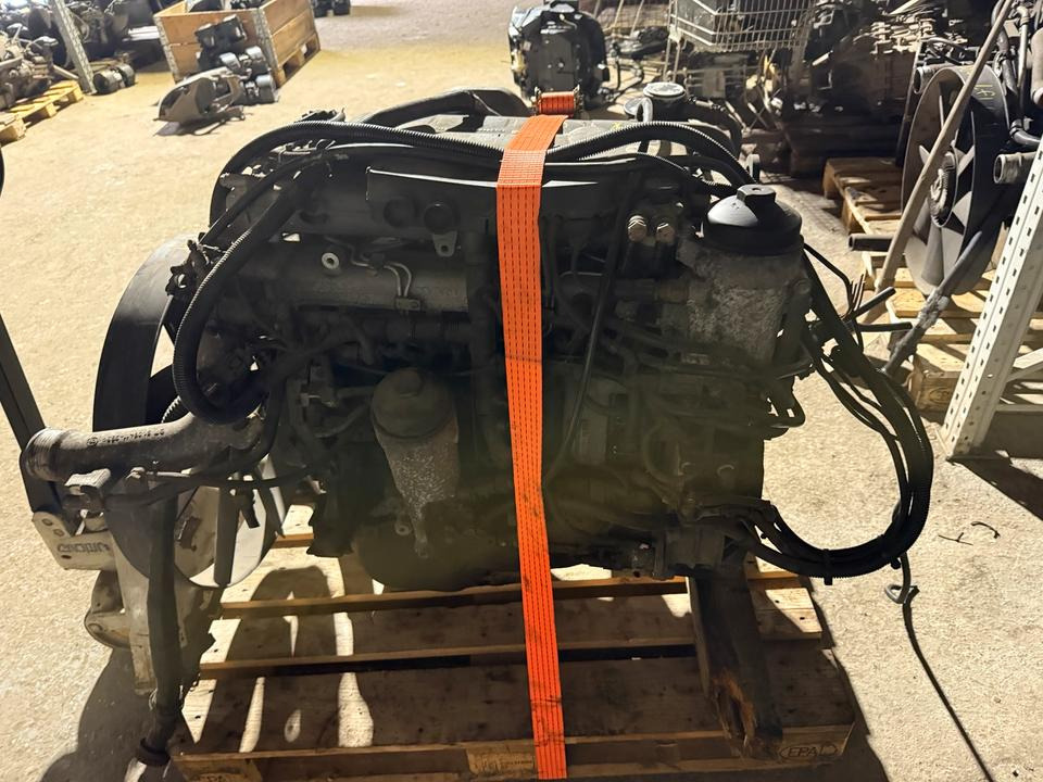 MAN 8.180 Motor EU4 D0834 LFL54 - Engine for Truck: picture 2 MAN 8.180 Motor EU4 D0834 LFL54 - Engine for Truck: picture 2