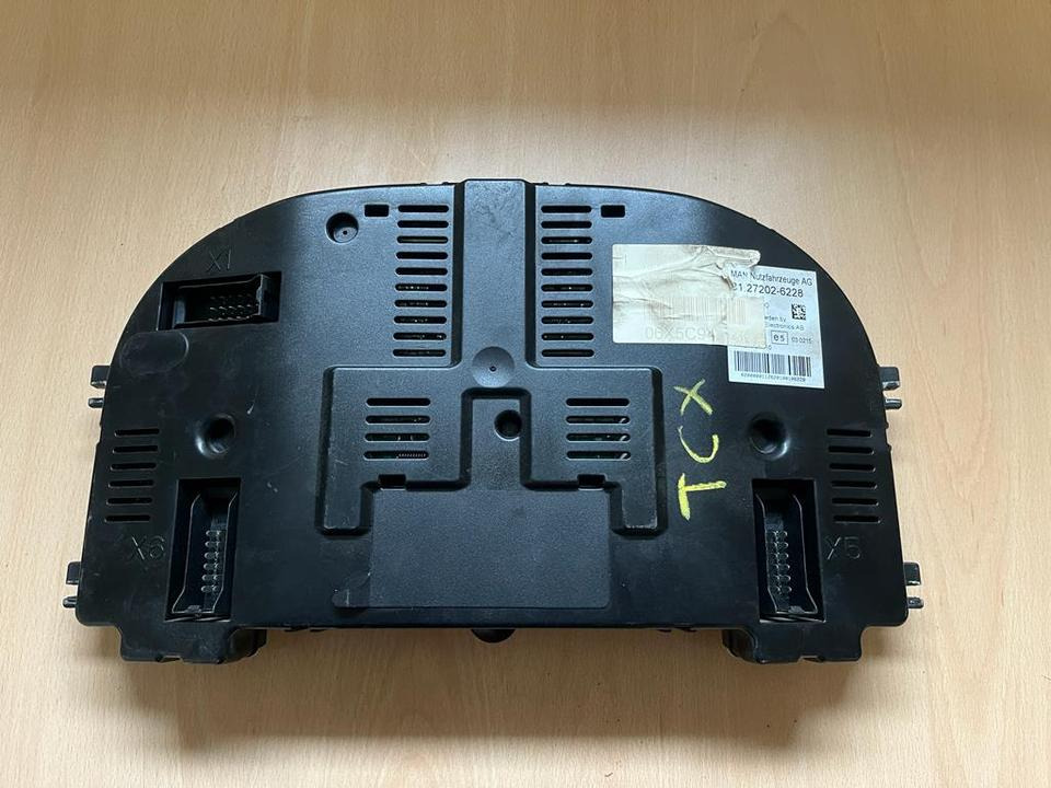 MAN Kombiinstrument Tacho 81272026228 - Tachograph for Truck: picture 3 MAN Kombiinstrument Tacho 81272026228 - Tachograph for Truck: picture 3