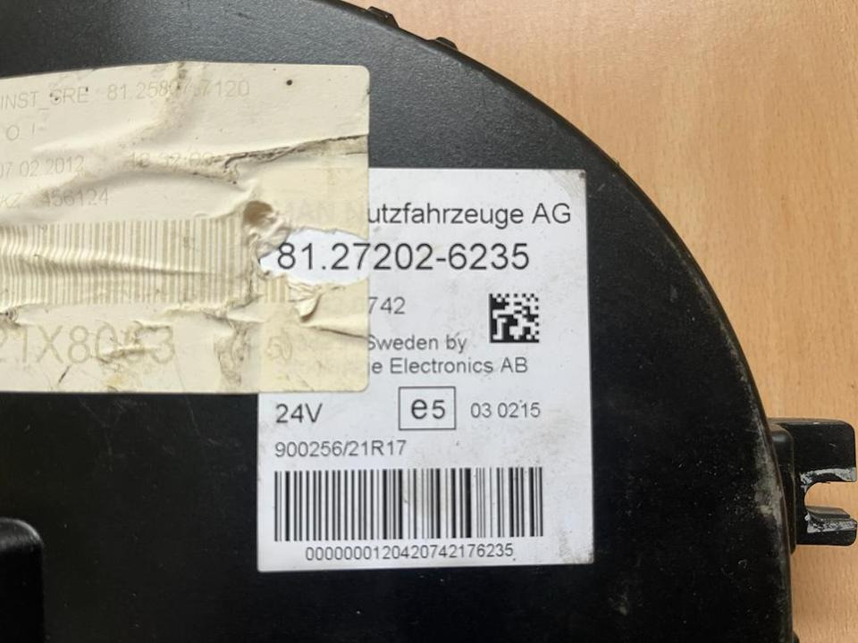 MAN Kombiinstrument Tacho 81272026235 - Tachograph for Truck: picture 2 MAN Kombiinstrument Tacho 81272026235 - Tachograph for Truck: picture 2