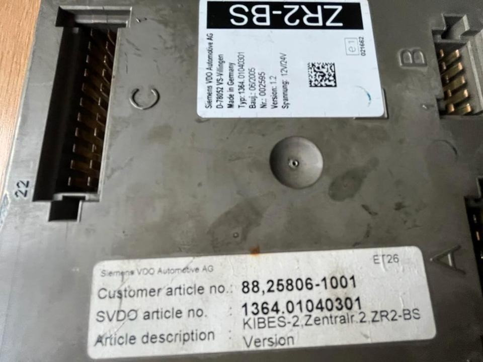 MAN Siemens VDO ZR2-BS Steuergerät 88.25806-1001 - ECU for Truck: picture 2 MAN Siemens VDO ZR2-BS Steuergerät 88.25806-1001 - ECU for Truck: picture 2