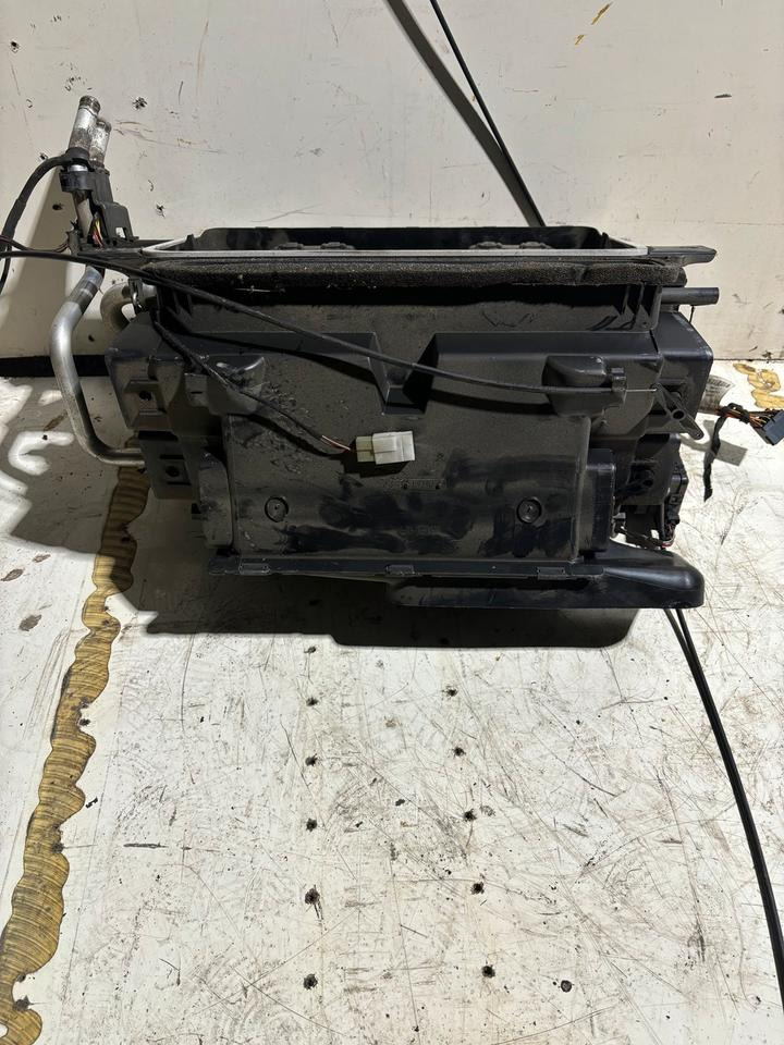 MAN TGA Innenraum Gebläse/Heizung 81.61900.6395 - Fan for Truck: picture 5 MAN TGA Innenraum Gebläse/Heizung 81.61900.6395 - Fan for Truck: picture 5