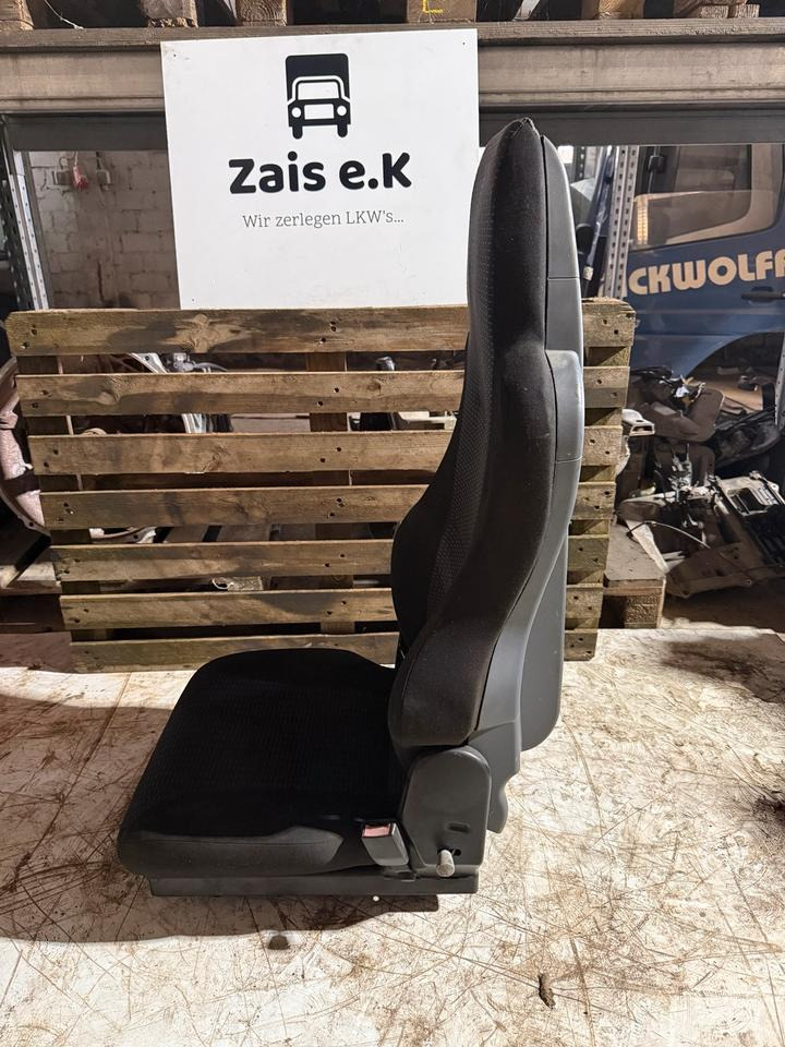 MAN TGL EURO5/6 Mittlerer Sitz - Seat for Truck: picture 4 MAN TGL EURO5/6 Mittlerer Sitz - Seat for Truck: picture 4