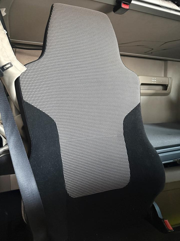 MAN TGX EU6 Beifahrersitz mit Luft - Seat for Truck: picture 3 MAN TGX EU6 Beifahrersitz mit Luft - Seat for Truck: picture 3
