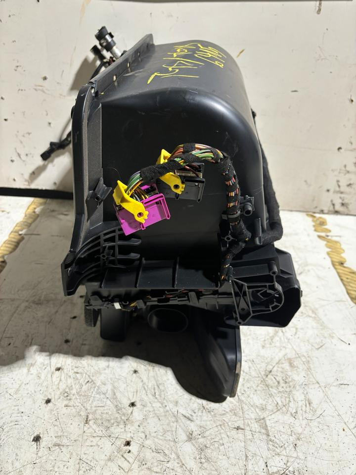 MAN TGX/TGS Innenraum Gebläse/Heizung 81.61900.6415 - Fan for Truck: picture 4 MAN TGX/TGS Innenraum Gebläse/Heizung 81.61900.6415 - Fan for Truck: picture 4