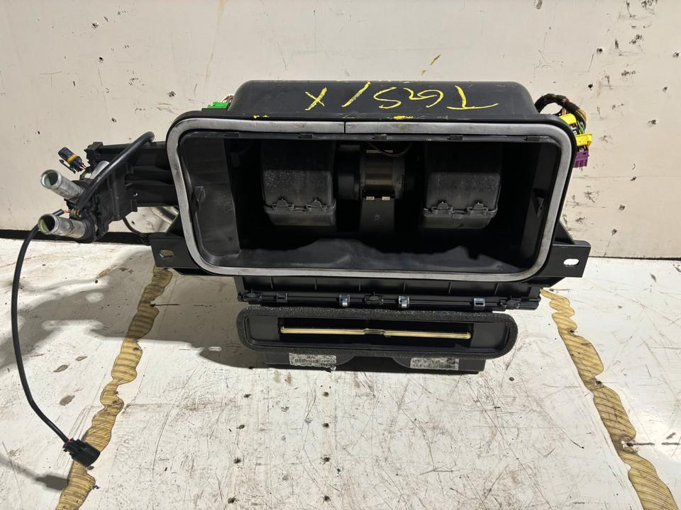 MAN TGX/TGS Innenraum Gehäuse/Heizung 81.61900.6441 - Fan for Truck: picture 2 MAN TGX/TGS Innenraum Gehäuse/Heizung 81.61900.6441 - Fan for Truck: picture 2