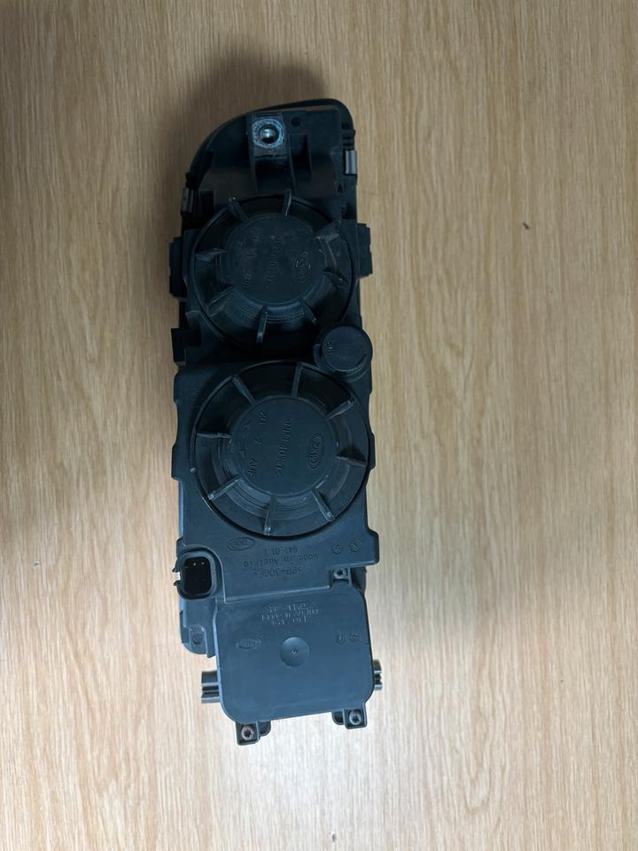 MAN TGX/TGS Nebelscheinwerfer Links 81.25101-6521 - Fog light for Truck: picture 3 MAN TGX/TGS Nebelscheinwerfer Links 81.25101-6521 - Fog light for Truck: picture 3