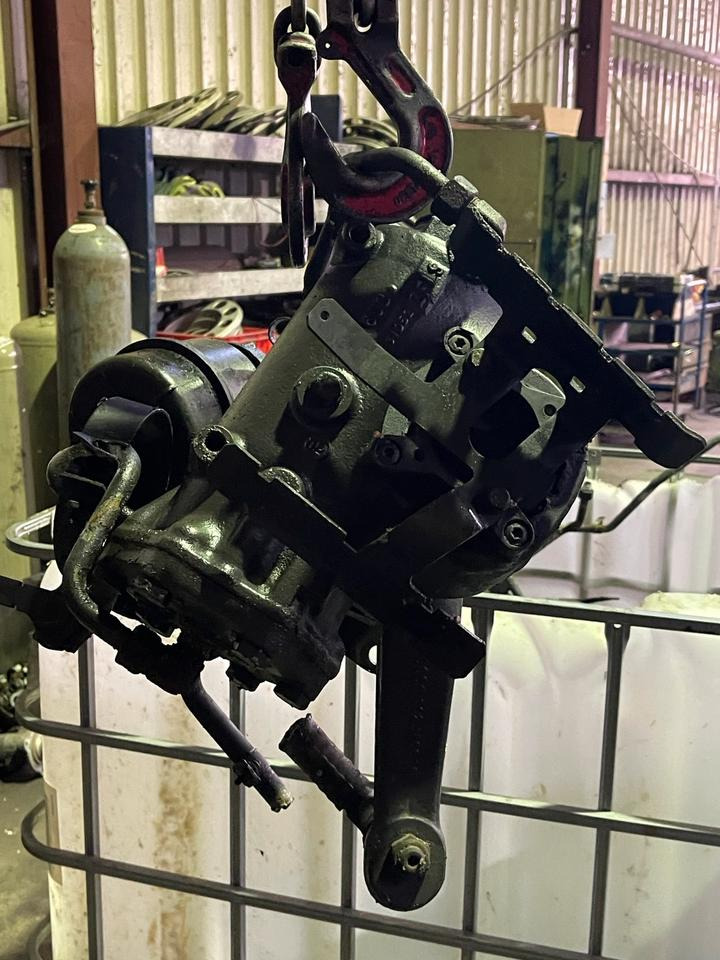 MERCEDES AXOR Lenkung Lenkgetriebe ZFLS - Steering for Truck: picture 2 MERCEDES AXOR Lenkung Lenkgetriebe ZFLS - Steering for Truck: picture 2