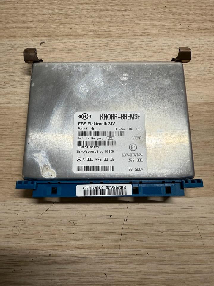 Mercedes Actros MP4 KNORR-BREMSE EBS Steuergerät A0014460036 - ECU: picture 2 Mercedes Actros MP4 KNORR-BREMSE EBS Steuergerät A0014460036 - ECU: picture 2