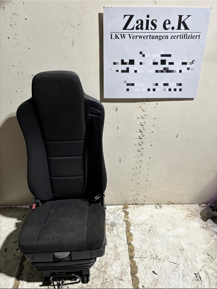 Mercedes Atego 3 Fahrersitz mit Luft - Seat for Truck: picture 1 Mercedes Atego 3 Fahrersitz mit Luft - Seat for Truck: picture 1