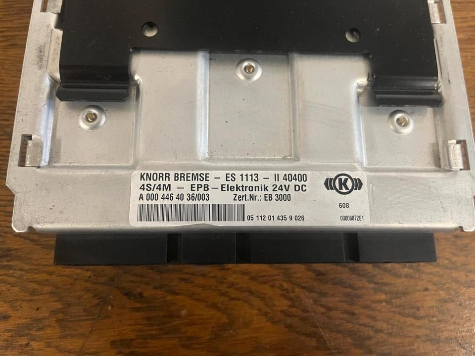 Mercedes Atego EPB Steuergerät KNORR-BREMSE A0004464036 - ECU: picture 3 Mercedes Atego EPB Steuergerät KNORR-BREMSE A0004464036 - ECU: picture 3