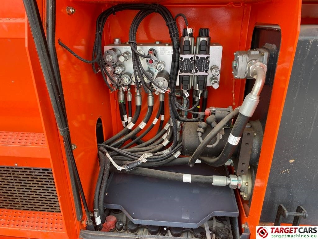 Scissor lift Dingli JCPT1823DC Electric 4x4 Scissor Work Lift 1800cm: picture 31 Scissor lift Dingli JCPT1823DC Electric 4x4 Scissor Work Lift 1800cm: picture 31