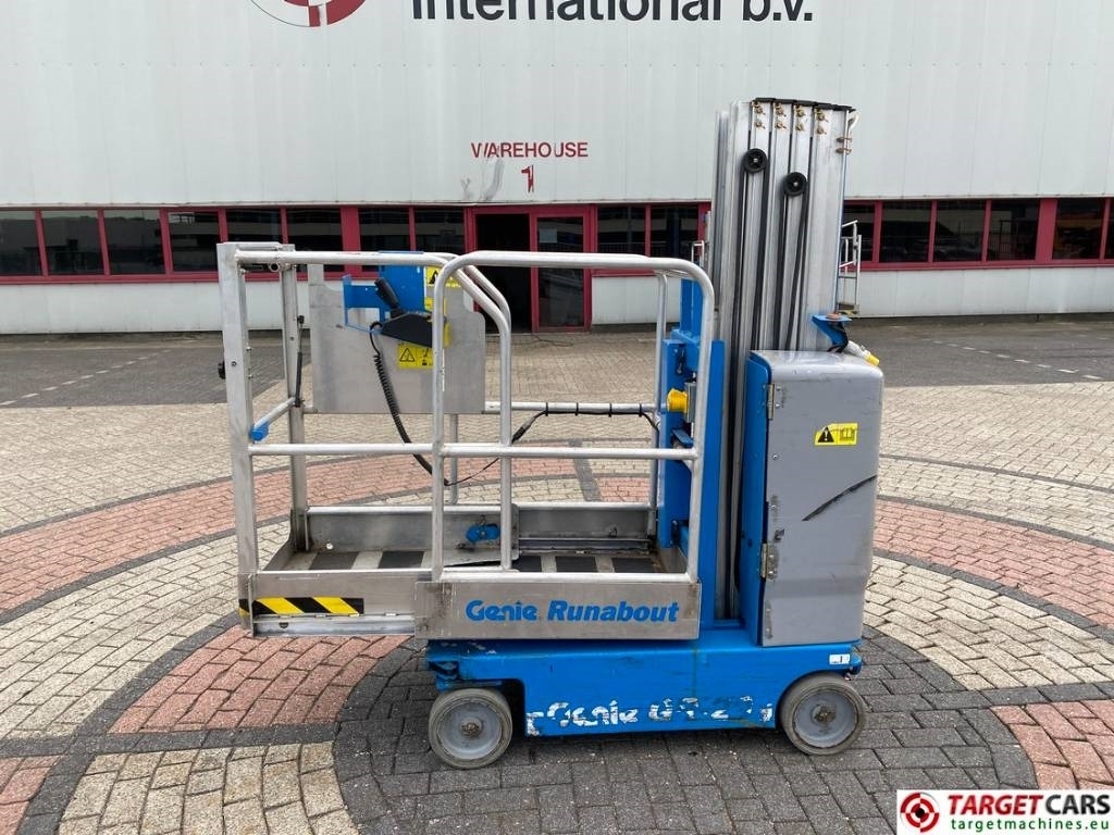 Genie GR-20 RunAbout El Vertical Mast Work Lift 802cm - Vertical mast lift: picture 5 Genie GR-20 RunAbout El Vertical Mast Work Lift 802cm - Vertical mast lift: picture 5
