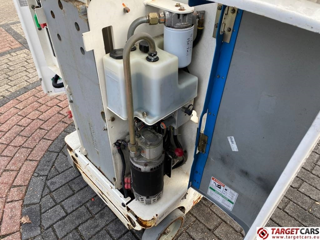 Leasing of Genie GR-20 RunAbout Electric Vertical Mast Lift 802cm  Genie GR-20 RunAbout Electric Vertical Mast Lift 802cm: picture 18