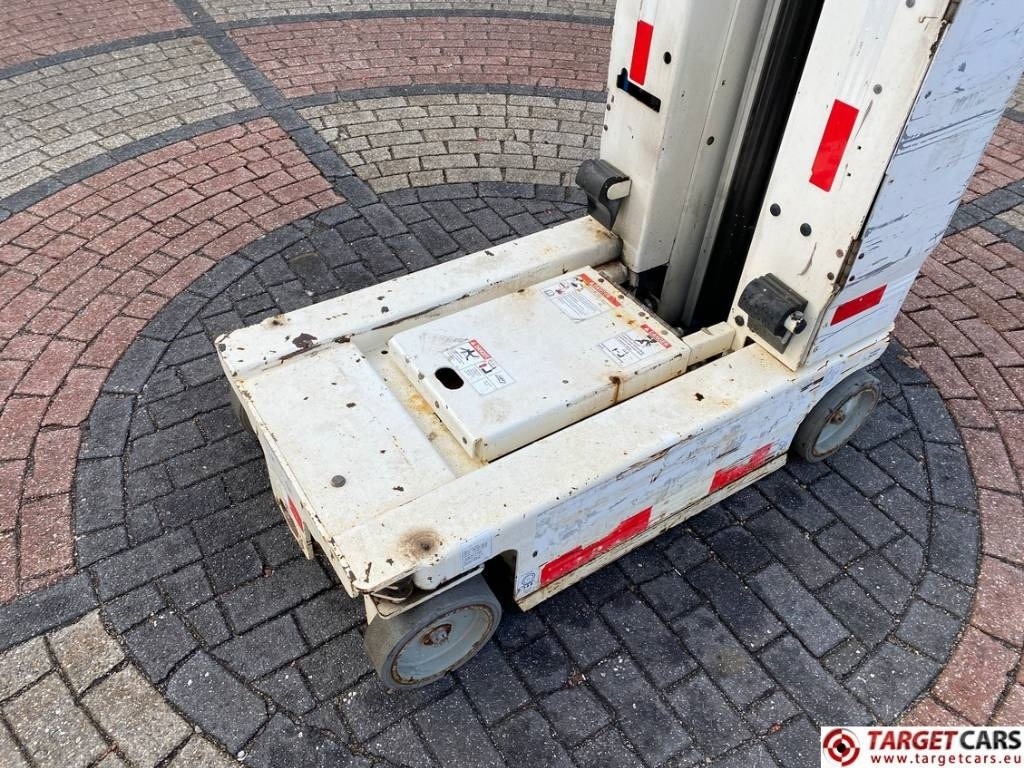 Leasing of Genie GR-20 RunAbout Electric Vertical Mast Lift 802cm  Genie GR-20 RunAbout Electric Vertical Mast Lift 802cm: picture 19