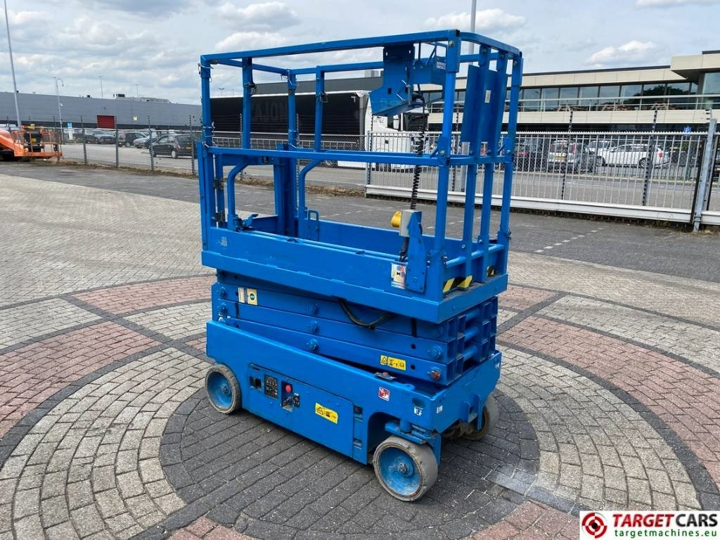 Genie GS-1932 Electric Scissor Work Lift 779cm - Scissor lift: picture 2 Genie GS-1932 Electric Scissor Work Lift 779cm - Scissor lift: picture 2