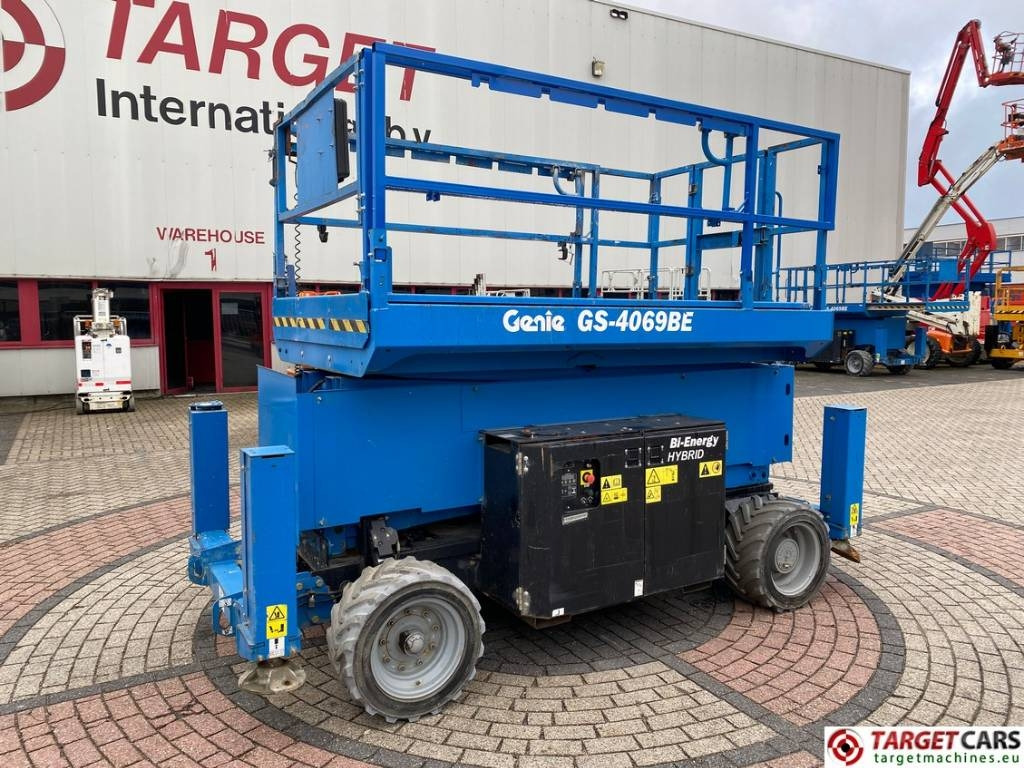Genie GS-4069BE HyBrid Scissor Work Lift 1412cm - Scissor lift: picture 1 Genie GS-4069BE HyBrid Scissor Work Lift 1412cm - Scissor lift: picture 1