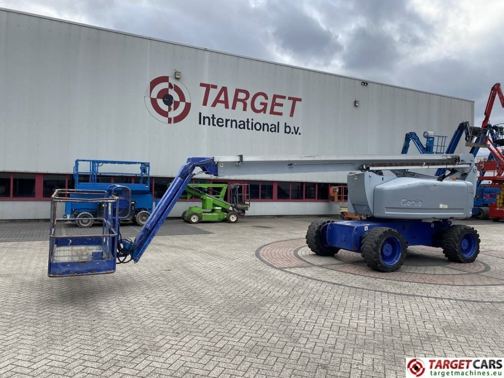 Genie Z-80/60 Articulated 4x4x4 Diesel Boom Lift 2577cm - Articulated boom: picture 1 Genie Z-80/60 Articulated 4x4x4 Diesel Boom Lift 2577cm - Articulated boom: picture 1