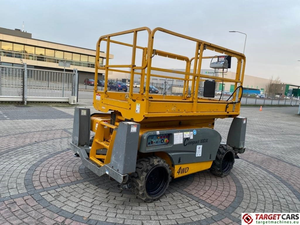 Haulotte Compact 10DX Diesel 4x4 Scissor Work Lift 1015cm - Scissor lift: picture 3 Haulotte Compact 10DX Diesel 4x4 Scissor Work Lift 1015cm - Scissor lift: picture 3