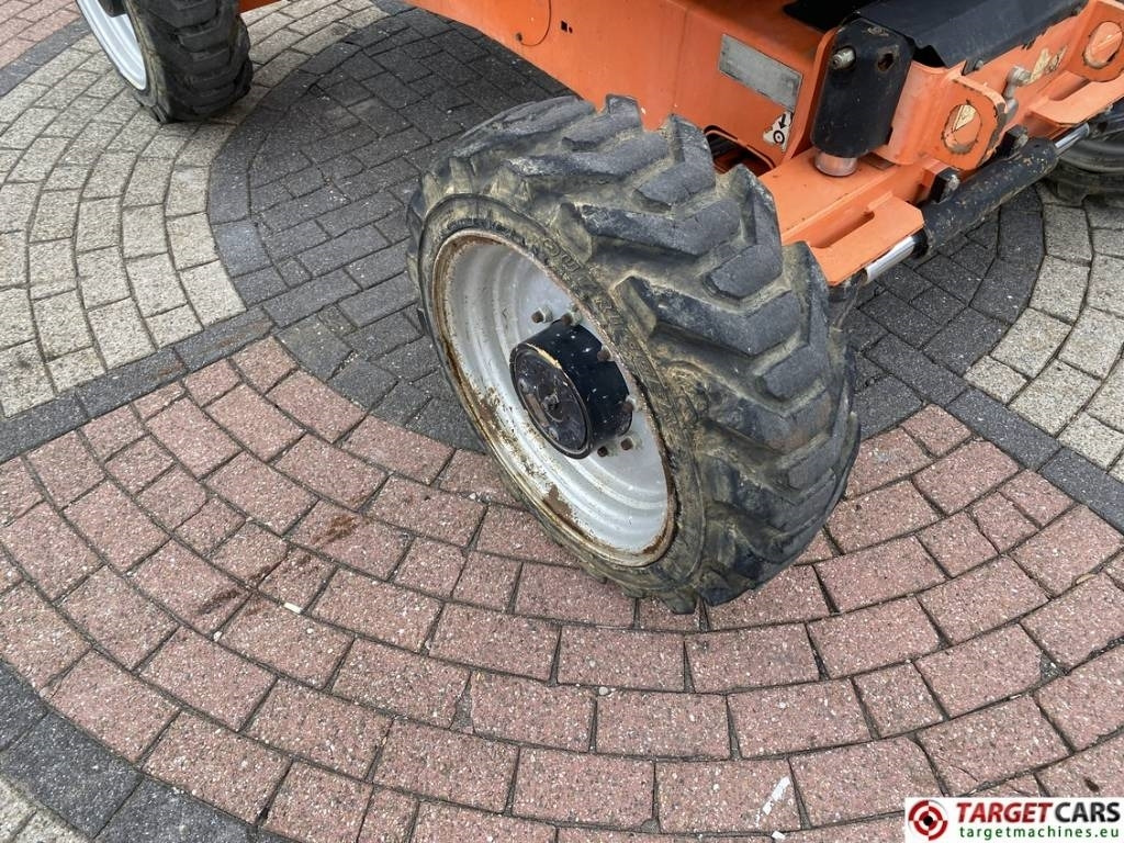 Leasing of JLG 340AJ Articulated 4x4 Diesel Boom Work Lift 1233cm  JLG 340AJ Articulated 4x4 Diesel Boom Work Lift 1233cm: picture 24 Leasing of JLG 340AJ Articulated 4x4 Diesel Boom Work Lift 1233cm  JLG 340AJ Articulated 4x4 Diesel Boom Work Lift 1233cm: picture 24