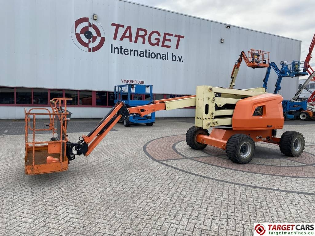 JLG 520AJ Articulated 4x4 Diesel Boom Work Lift 1800cm  - Articulated boom: picture 1 JLG 520AJ Articulated 4x4 Diesel Boom Work Lift 1800cm  - Articulated boom: picture 1