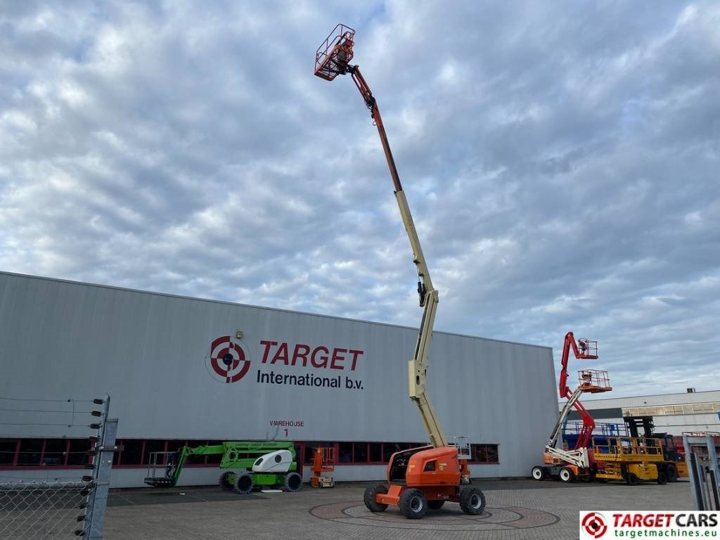 JLG 520AJ Articulated 4x4 Diesel Boom Work Lift 1800cm - Articulated boom: picture 5 JLG 520AJ Articulated 4x4 Diesel Boom Work Lift 1800cm - Articulated boom: picture 5