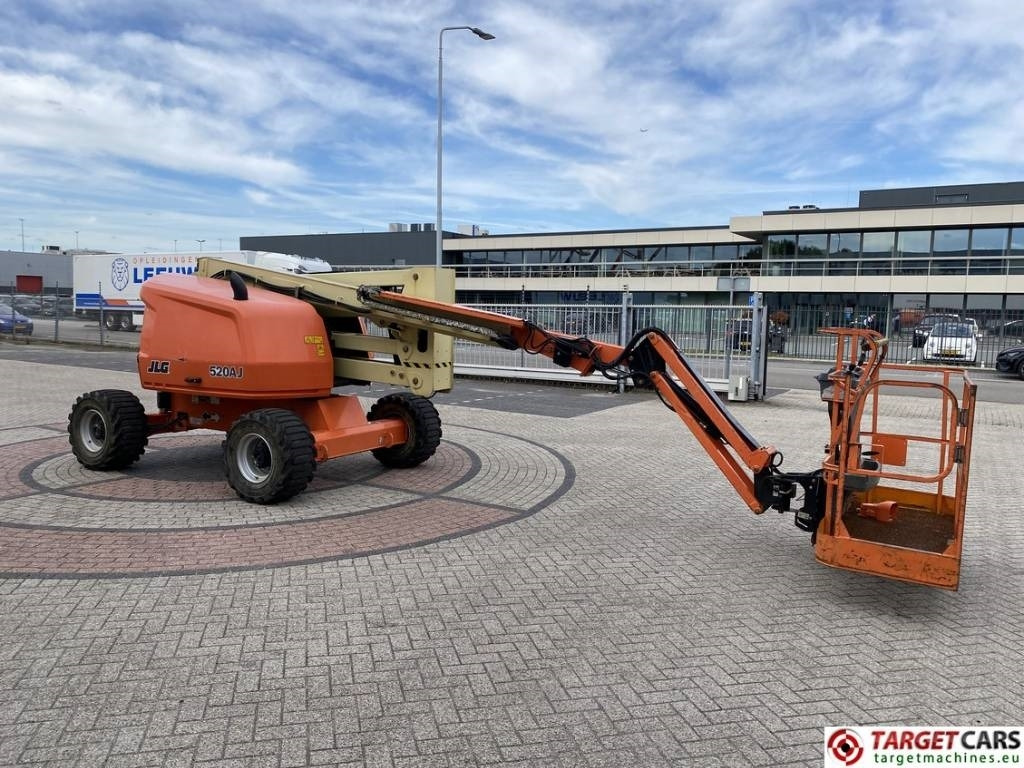JLG 520AJ Articulated 4x4 Diesel Boom Work Lift 1800cm  - Articulated boom: picture 2 JLG 520AJ Articulated 4x4 Diesel Boom Work Lift 1800cm  - Articulated boom: picture 2
