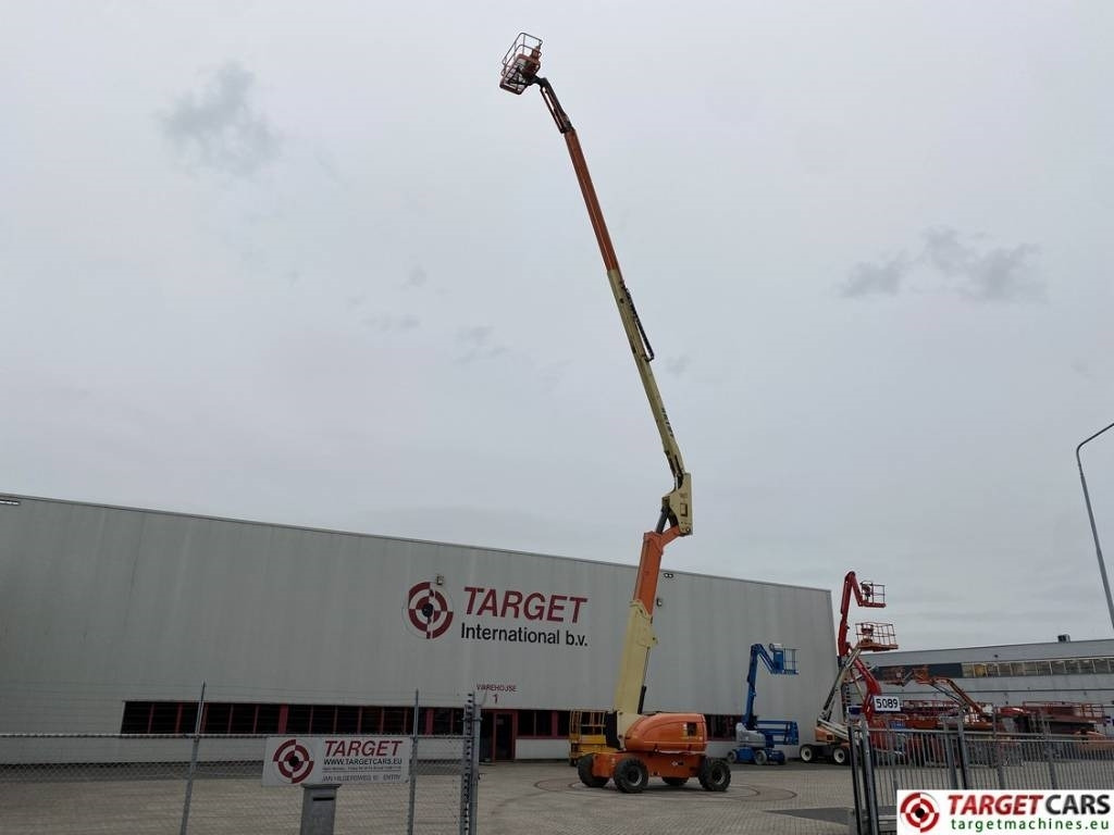 JLG 800AJ Articulated 4x4 Diesel Boom Work Lift 2538cm - Articulated boom: picture 5 JLG 800AJ Articulated 4x4 Diesel Boom Work Lift 2538cm - Articulated boom: picture 5