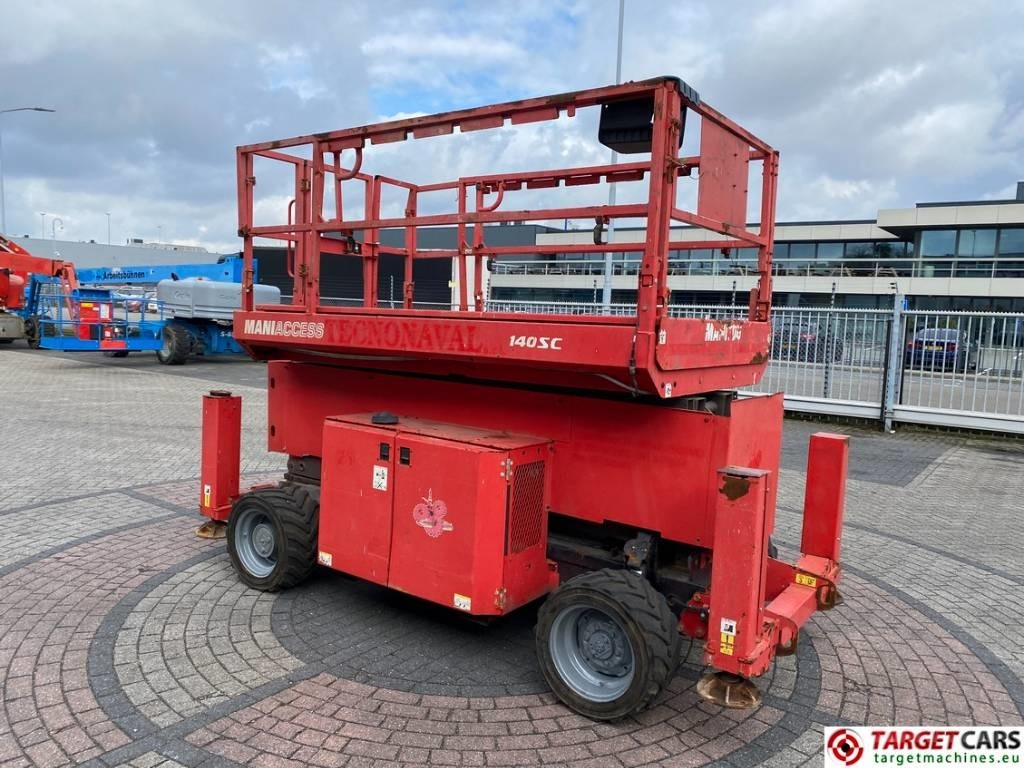 Manitou 140SC Diesel 4x4 Scissor Work Lift 1412cm - Scissor lift: picture 2 Manitou 140SC Diesel 4x4 Scissor Work Lift 1412cm - Scissor lift: picture 2