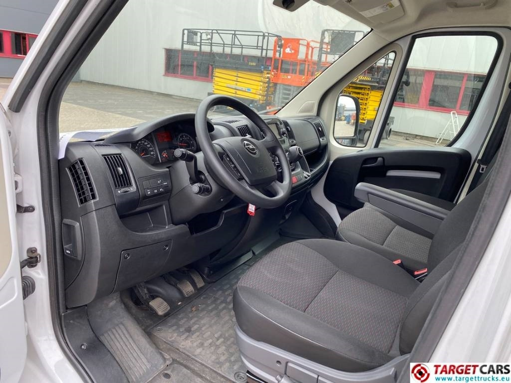 Opel Movano 2.2D BlueHDI Panel Van 140HP L2H1  - Panel van: picture 5 Opel Movano 2.2D BlueHDI Panel Van 140HP L2H1  - Panel van: picture 5