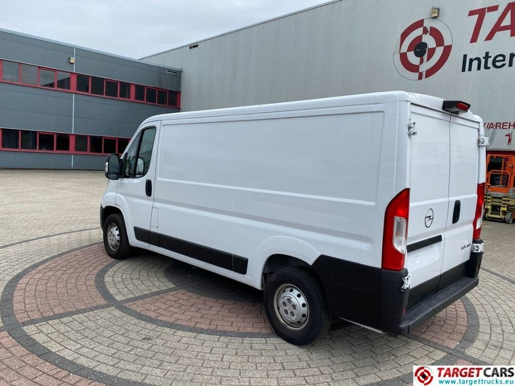 Opel Movano 2.2D BlueHDI Panel Van 140HP L2H1  - Panel van: picture 4 Opel Movano 2.2D BlueHDI Panel Van 140HP L2H1  - Panel van: picture 4