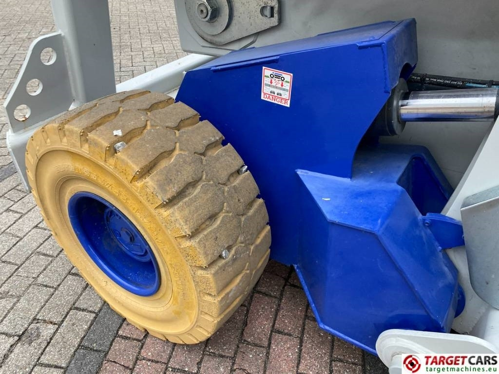 Scissor lift PB Lifttechnik S270-24E Electric 4x4 Scissor Work Lift 2725cm: picture 20 Scissor lift PB Lifttechnik S270-24E Electric 4x4 Scissor Work Lift 2725cm: picture 20