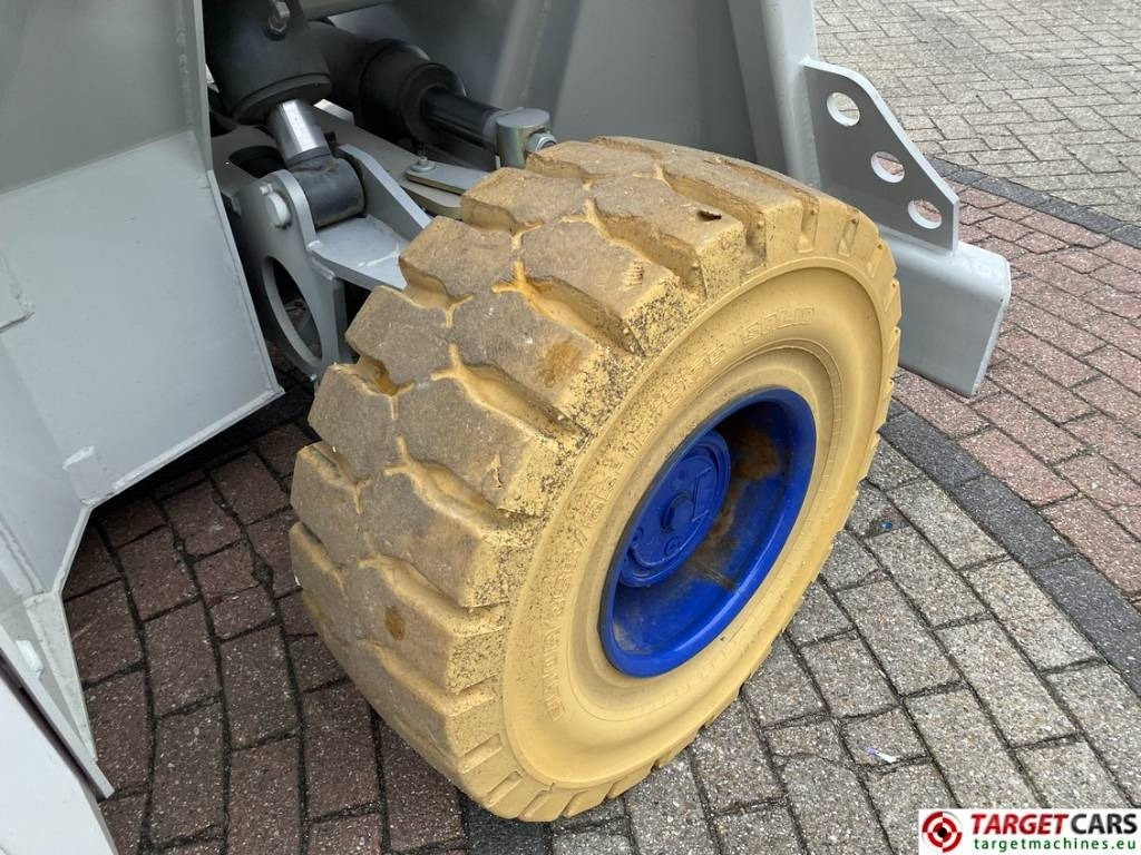 Scissor lift PB Lifttechnik S270-24E Electric 4x4 Scissor Work Lift 2725cm: picture 21 Scissor lift PB Lifttechnik S270-24E Electric 4x4 Scissor Work Lift 2725cm: picture 21