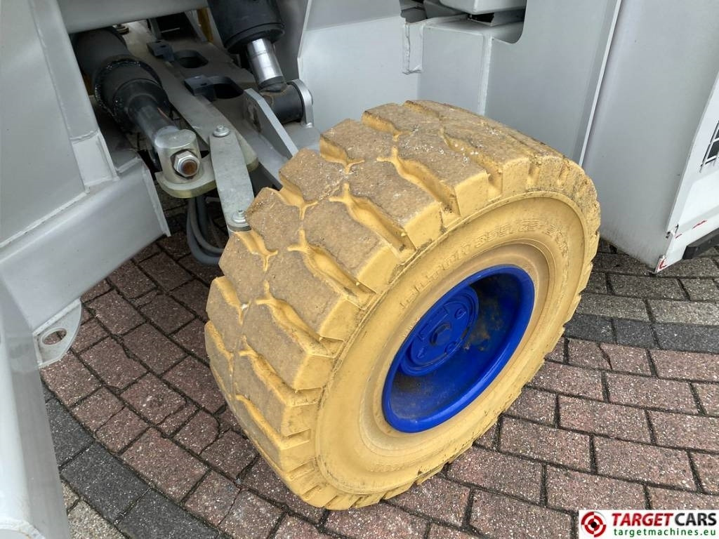 Scissor lift PB Lifttechnik S270-24E Electric 4x4 Scissor Work Lift 2725cm: picture 23 Scissor lift PB Lifttechnik S270-24E Electric 4x4 Scissor Work Lift 2725cm: picture 23