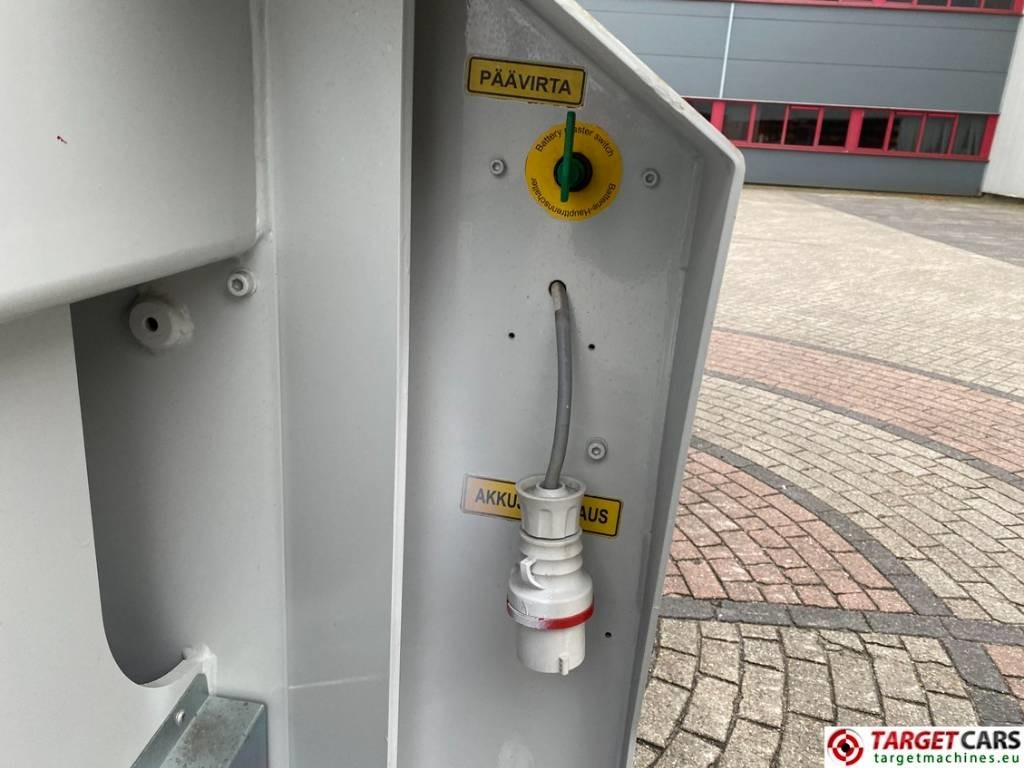 Scissor lift PB Lifttechnik S270-24E Electric 4x4 Scissor Work Lift 2725cm: picture 29 Scissor lift PB Lifttechnik S270-24E Electric 4x4 Scissor Work Lift 2725cm: picture 29