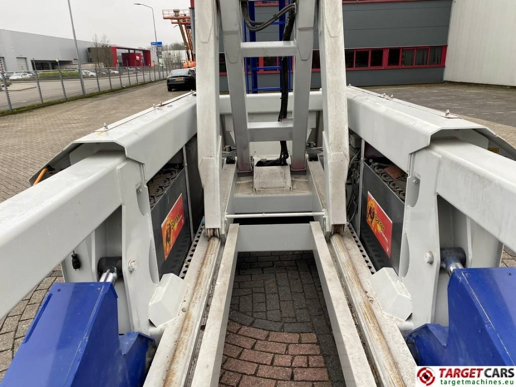 Scissor lift PB Lifttechnik S270-24E Electric 4x4 Scissor Work Lift 2725cm: picture 33 Scissor lift PB Lifttechnik S270-24E Electric 4x4 Scissor Work Lift 2725cm: picture 33