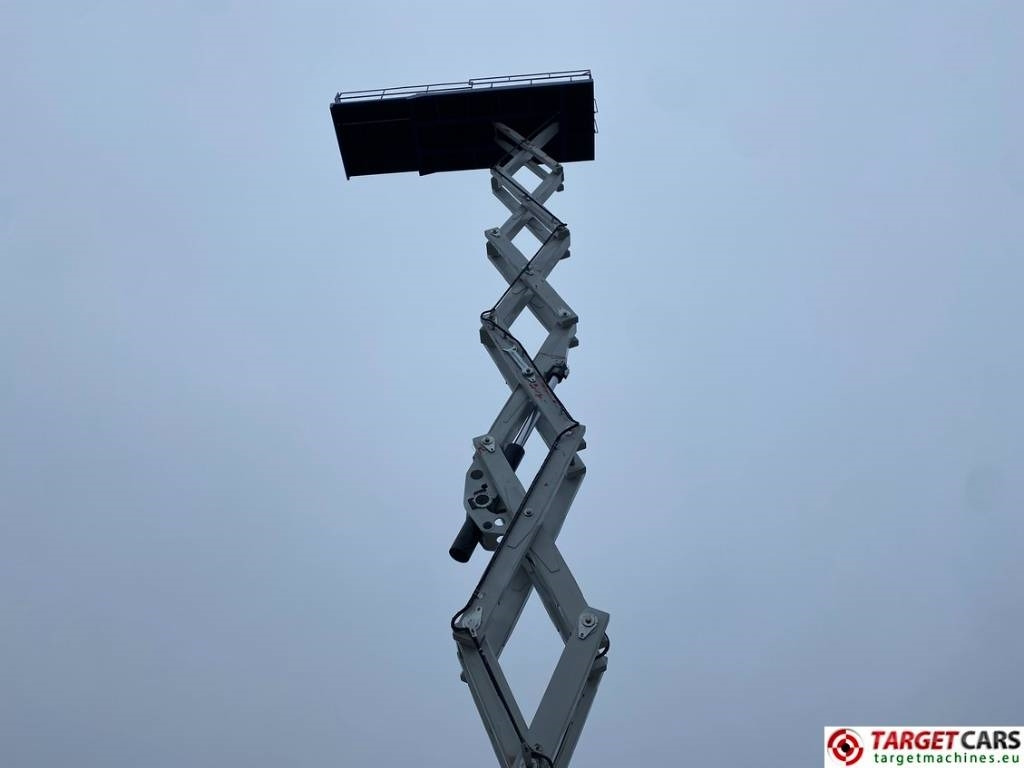 Scissor lift PB Lifttechnik S270-24E Electric 4x4 Scissor Work Lift 2725cm: picture 36 Scissor lift PB Lifttechnik S270-24E Electric 4x4 Scissor Work Lift 2725cm: picture 36