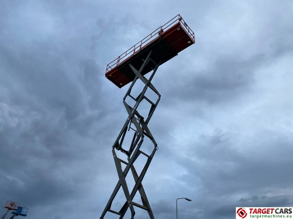 Scissor lift SkyJack SJ9250 RT Diesel 4x4 Scissor 9250 Work Lift 1720cm: picture 28