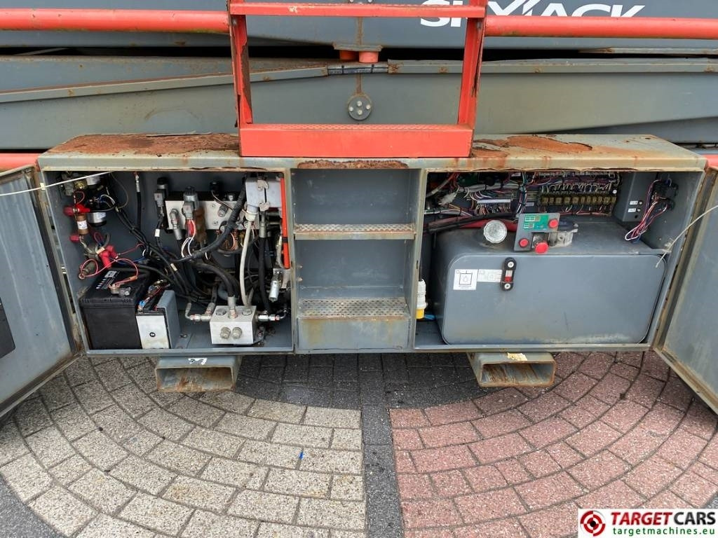 Scissor lift SkyJack SJ9250 RT Diesel 4x4 Scissor 9250 Work Lift 1720cm: picture 12