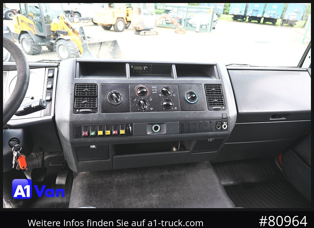 MAN MAN LE 8.180 Pritsche Doka, Automatik, AHK, 6-Sitzer - Open body delivery van, Combi van: picture 5 MAN MAN LE 8.180 Pritsche Doka, Automatik, AHK, 6-Sitzer - Open body delivery van, Combi van: picture 5