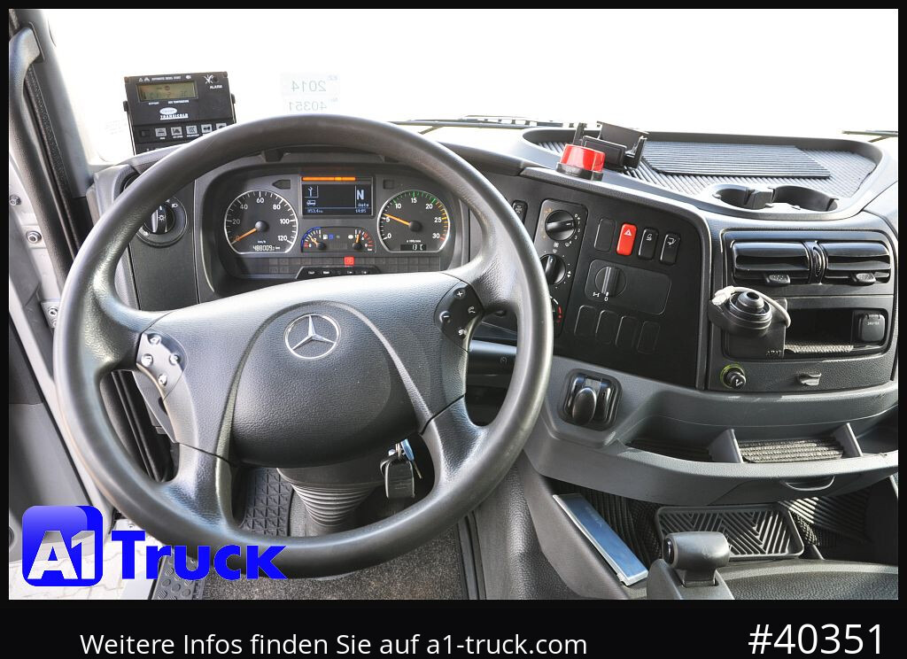 MERCEDES-BENZ 1826 LL Carrier 1250 Mt, 3 Kammern, Automatik - Refrigerator truck: picture 4 MERCEDES-BENZ 1826 LL Carrier 1250 Mt, 3 Kammern, Automatik - Refrigerator truck: picture 4