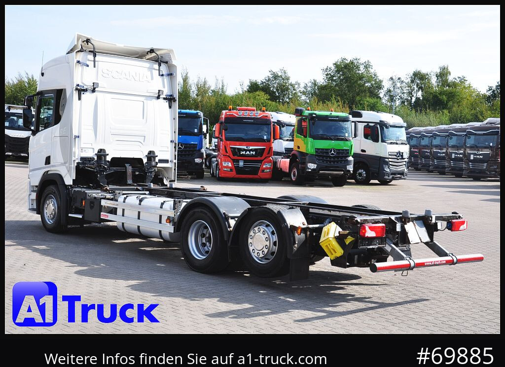 Container transporter/ Swap body truck SCANIA R 450, Midi 7,82, Lenkachse, 1 Vorbesitzer: picture 11