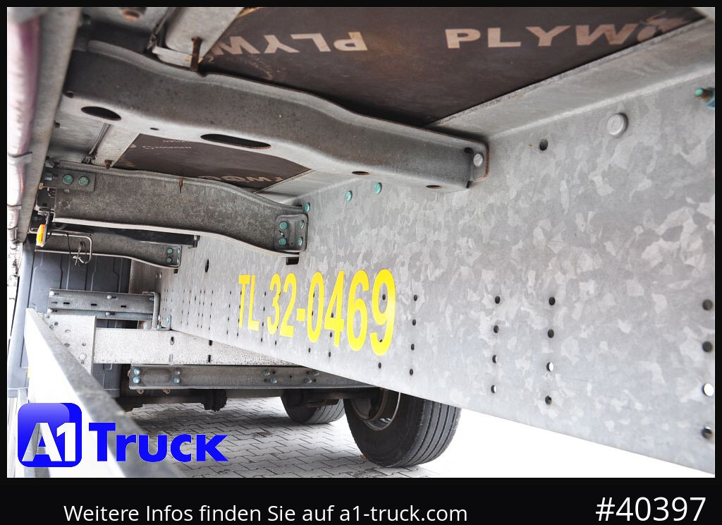 SCHMITZ S01, Code XL, verzinkt, VDI 2700, original 24.647 km - Curtainsider semi-trailer: picture 2 SCHMITZ S01, Code XL, verzinkt, VDI 2700, original 24.647 km - Curtainsider semi-trailer: picture 2