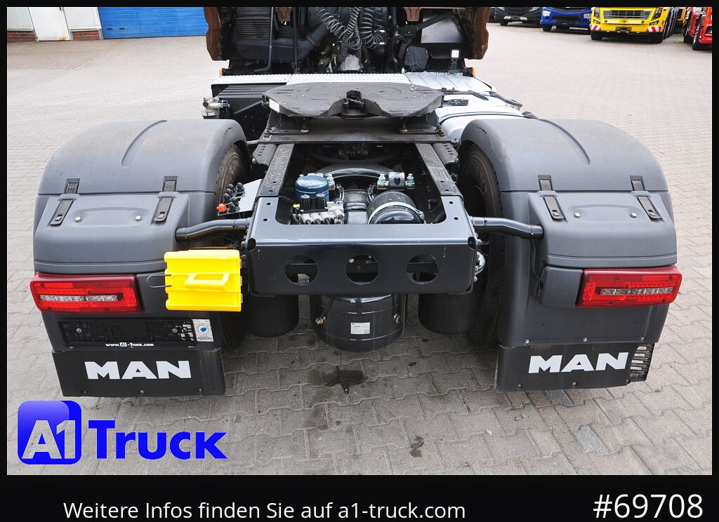 MAN TGX 18,480 BLS Intarder, Standklima, Soundsystem - Tractor unit: picture 3 MAN TGX 18,480 BLS Intarder, Standklima, Soundsystem - Tractor unit: picture 3